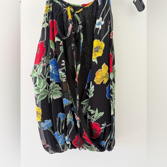 NWT Alice + Olivia Black Floral Sleeveless Blouse - Picture 10 of 10